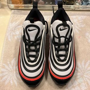 NIKE air max 95 kicks